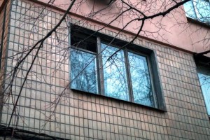 На Тернопільщині чоловік непритомним кілька днів пролежав у квартирі, після чого помер