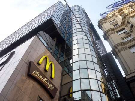 Суд в марте рассмотрит иск москвички к McDonald’s из-за сломанной руки