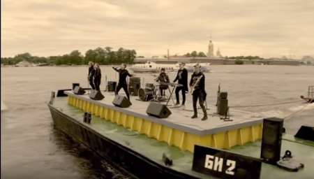 «Би-2» показала клип, снятый в Петербурге для фильма «О чем говорят мужчины. Продолжение»
