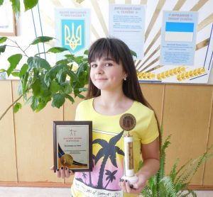 Юна тернополянка стала найкращою на міжнародному конкурсі талантів (фото)