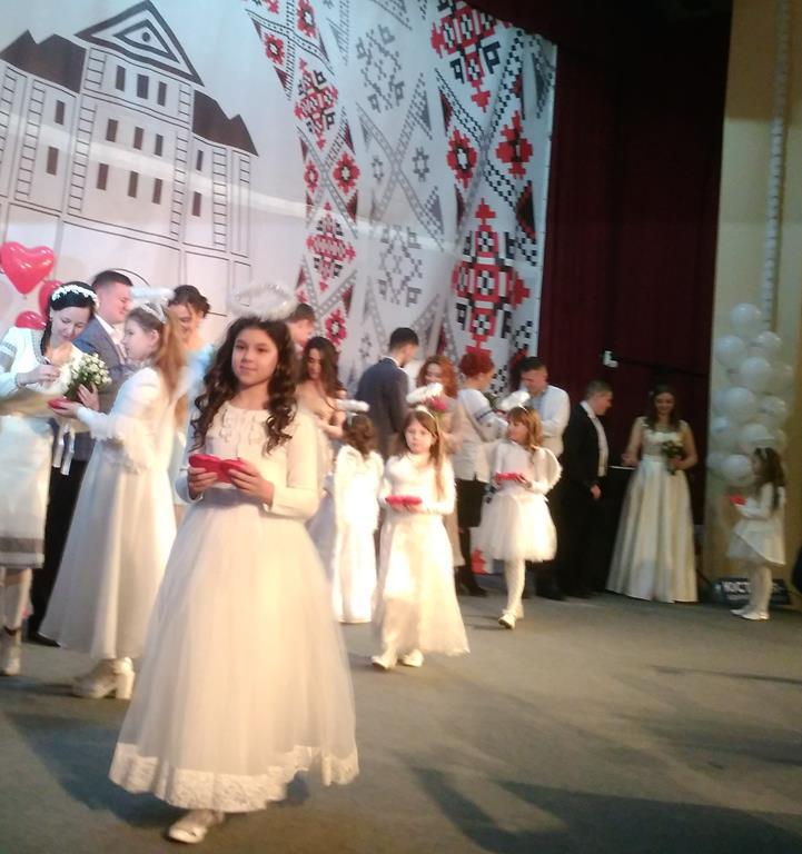 У день Закоханих на Тернопільщині одружилось 40 пар (фото)