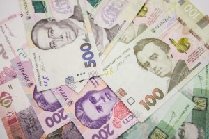В одному з банків Тернопільщини не дорахувалися семи мільйонів гривень