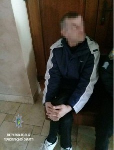 Тернополянин жорстоко побив свою матір (фото)