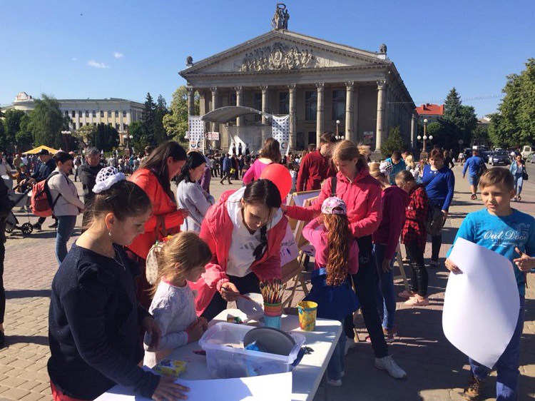 Тисячі тернополян взяли участь у марші проти гомосексуалізму (ФОТО)