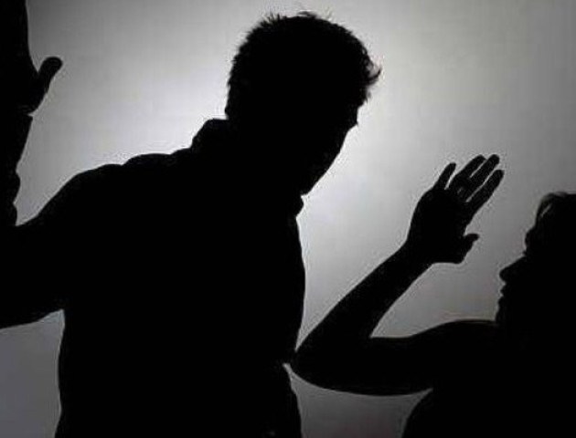 Нещастя через алкоголь: на Тернопільщині чоловік забив свою дружину