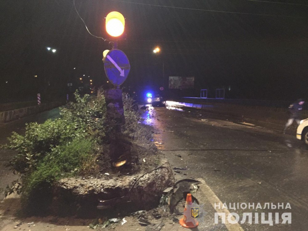 Розтрощена автівка, 15-річна у лікарні: наслідки ДТП на Гаївському перехресті (ФОТО)