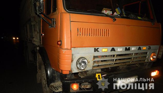 На Тернопільщині водій на “Камазі” збив жінку (ФОТО)