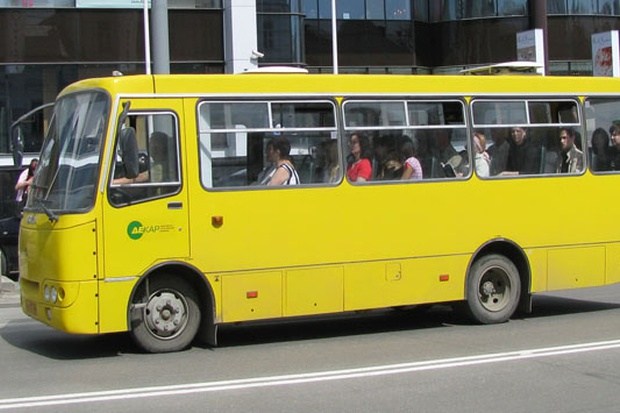 Маршрутки уже їздитимуть і до деяких сіл біля Тернополя (ВІДЕО)