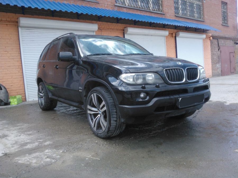 На Тернопільщині викрали позашляховик “BMW X5”
