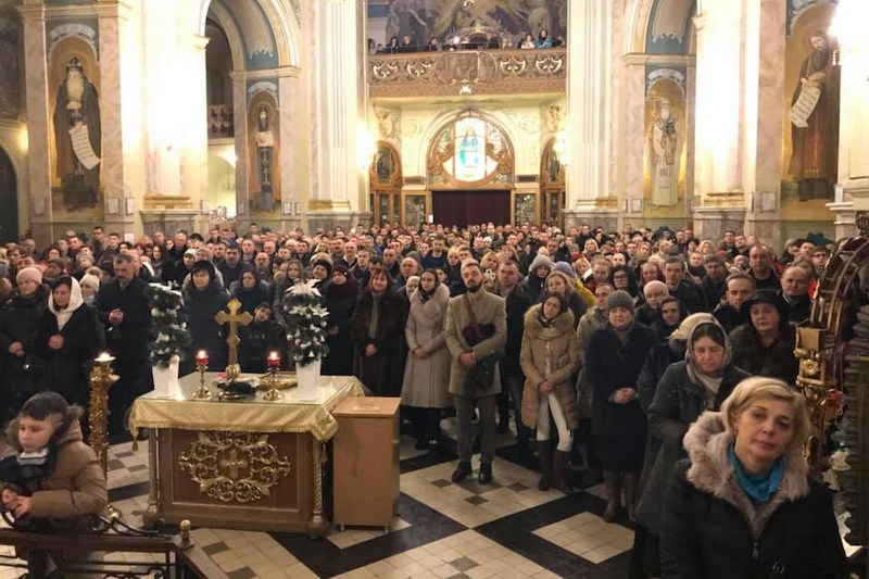 Владика Теодор провів різдвяне Богослужіння в Архикатедральному соборі Тернополя