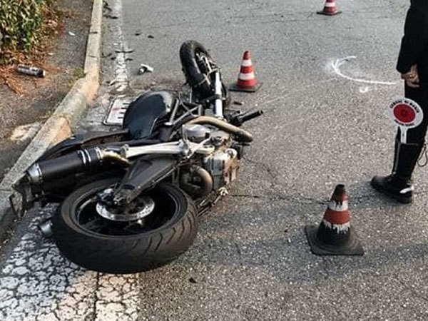 В Італії на мотоциклі розбився український бізнесмен. Чоловік помер дорогою до лікарні (ФОТО)