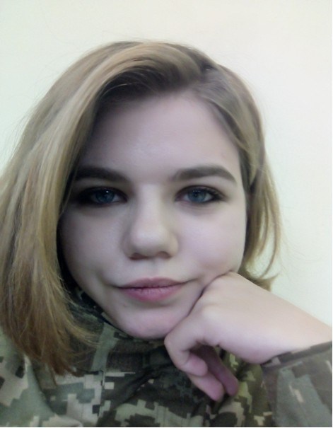 У Тернополі 16-річна дівчина вийшла з дому і пропала (ФОТО)