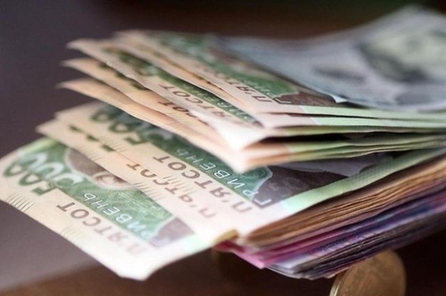 На Тернопільщині підприємець сплачував комуналку за гроші робітників