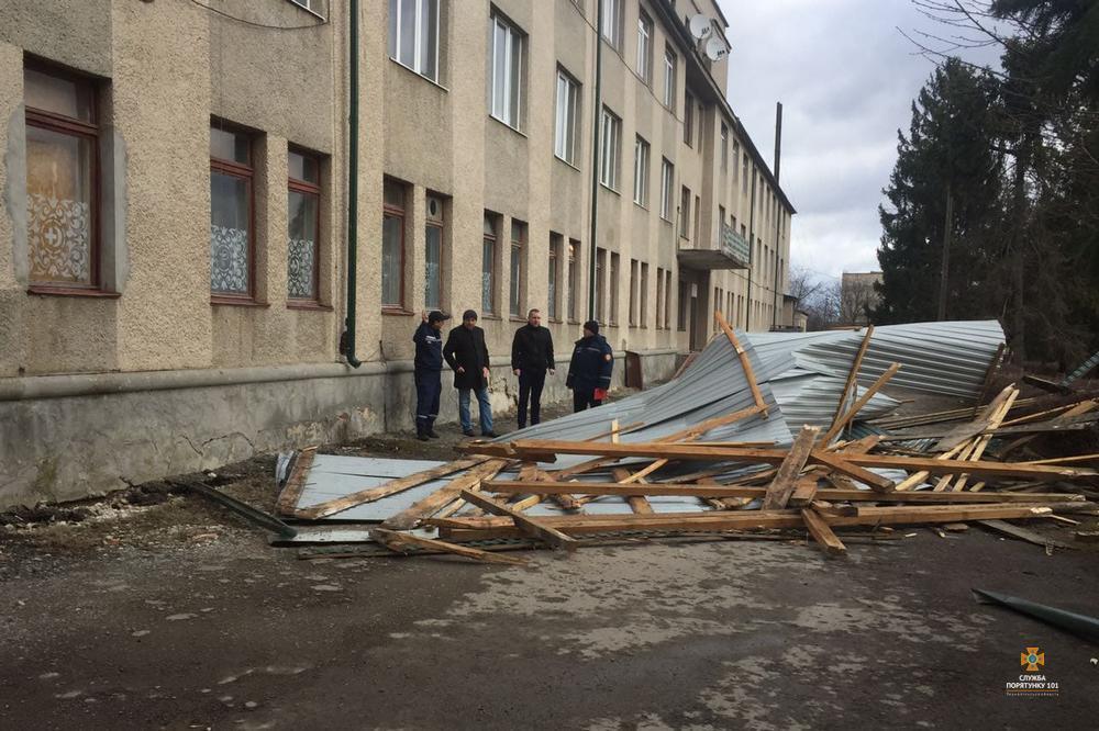Негода у п’ятьох районах Тернопільщини наробила біди (ФОТО)