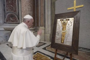 Папа Франциск благословив копію чудотворної ікони Розп’яття Спасителя із Зарваниці