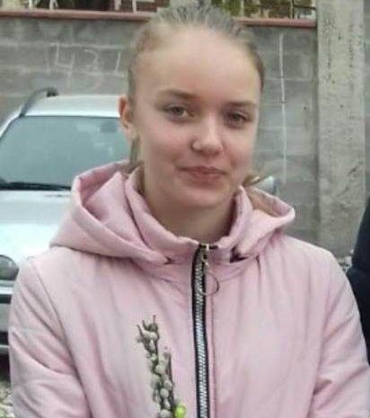 Знайшли 13-річну дівчину: школярка поїхала до хлопця у Житомирську область (ФОТО)