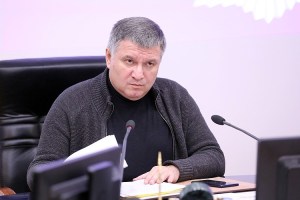 Іноземні партнери і спостерігачі оцінили роботу Авакова, відзначивши прозорість виборів – експерт