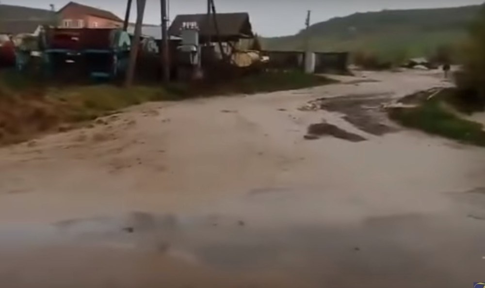 Вода зносила все, – показали відео стихії на Тернопільщині (ВІДЕО)