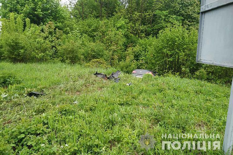 Смертельна аварія біля Тернополя: загинули чоловік і жінка (ФОТО)