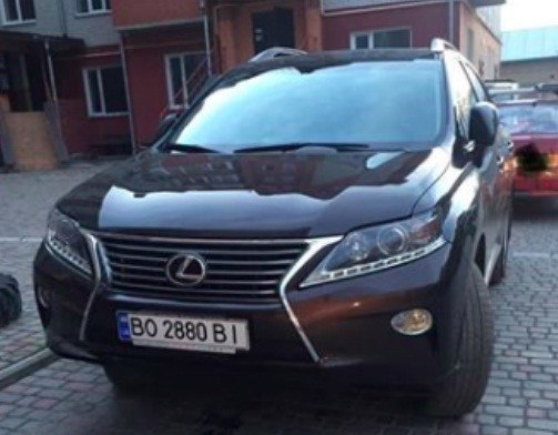 У Тернополі викрали дорогий автомобіль: за допомогу обіцяють винагороду (ФОТО)