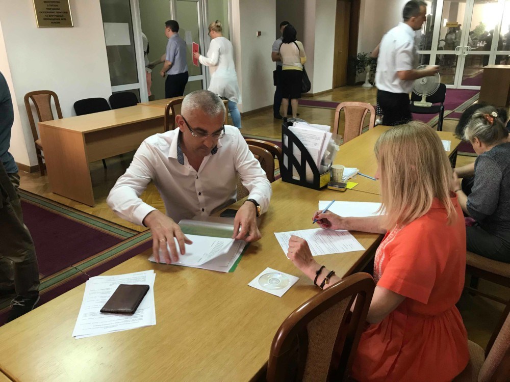 Є вже перший кандидат до Парламенту від Тернопільщини, який здав документи у ЦВК (ФОТО)
