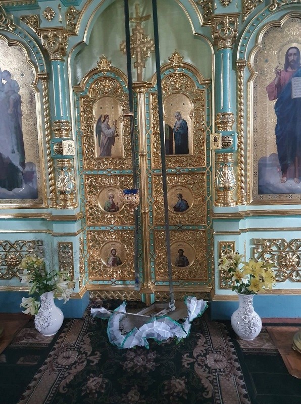 На Тернопільщині священники б’ють на сполох: вандали проникли у храм і викрали копію ікони Почаївської Матері Божої (ФОТО)