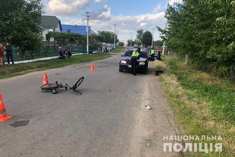На Тернопільщині водій автомобіля VW Golf збив дитину (ФОТО)