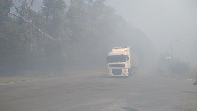 Пожежа біля Тернополя: ледь не загорілася АЗС “Укрнафта” (ФОТО)