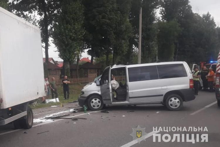 Житель Рівного загинув у масштабній  ДТП неподалік Тернополя