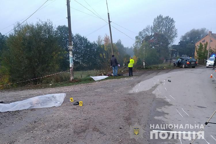 Трагедія на Тернопільщині: п’яний водій на “БМВ” збив на смерть двох хлопців (ФОТО)