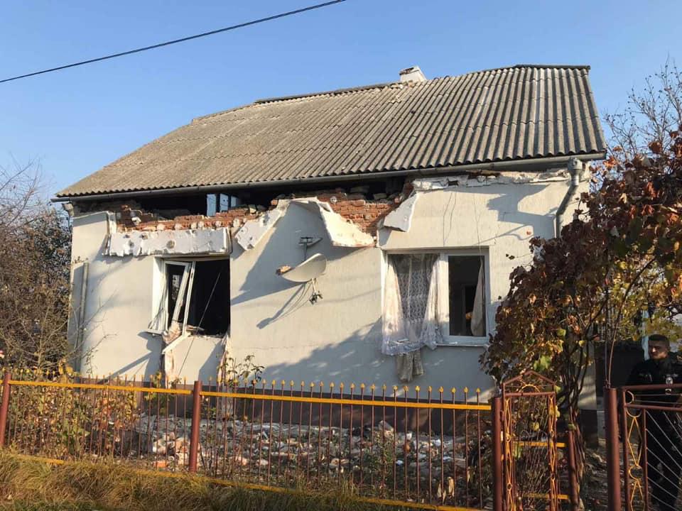Вибух газу на Тернопільщині: рятувальники показали фото з місця події