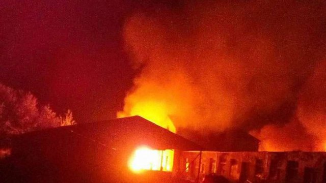 На Тернопільщині під час пожежі в будинку стався вибух