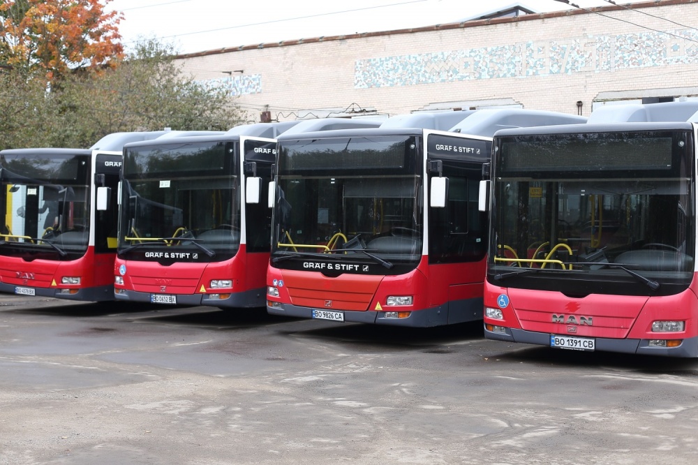 На вулицях Тернополя з’являться ще шість нових великогабаритних автобусів