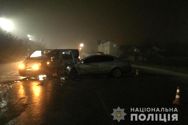 Туман наробив біди: поблизу Тернополя у ДТП травмувалися люди (ФОТО)