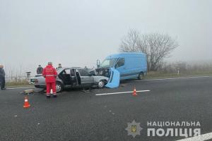 У ДТП біля Тернополя загинуло 2 осіб. Четверо – госпіталізовано (ФОТО)