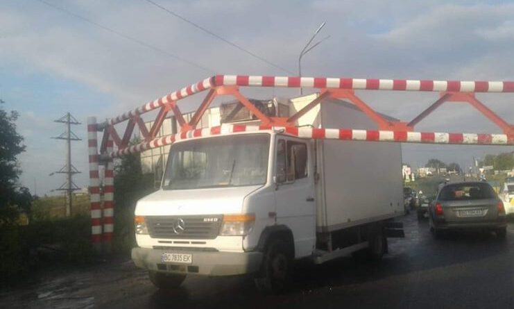 У Тернополі зупинять рух через Гаївський міст