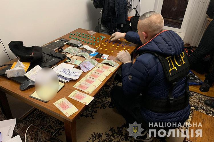 Два брати організували у “Телеграмі” наркобізнес: “заробляли” по 60000 грн (ФОТО)