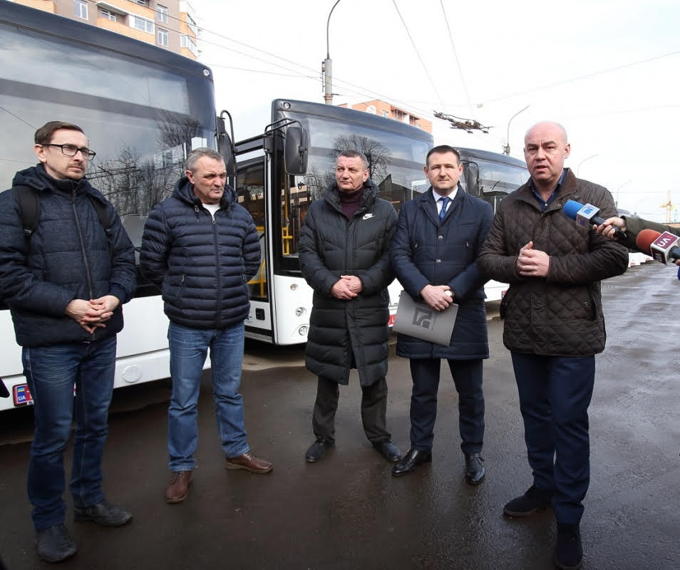 Сергій Надал: до Тернополя прибуло 20 нових низькопідлогових автобусів (ФОТО)