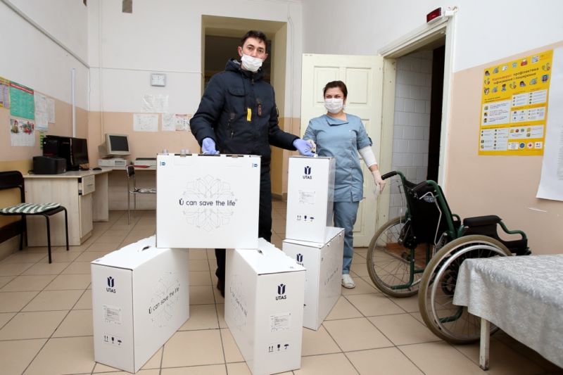 У Тернополі невідомий купив обладнання для лікарні (ФОТО)
