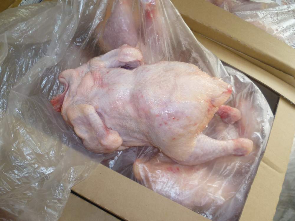 В Україну потрапило заражене м’ясо курятини з Польщі