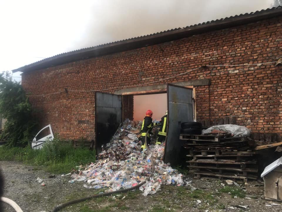Трагедія на Тернопільщині: у вогні загинула людина (ФОТО)