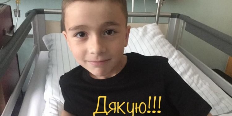 “Мамо, як добре, коли не болить!”: 11-річний Ігорчик з Тернопільщини бореться за своє здоров’я (ФОТО)