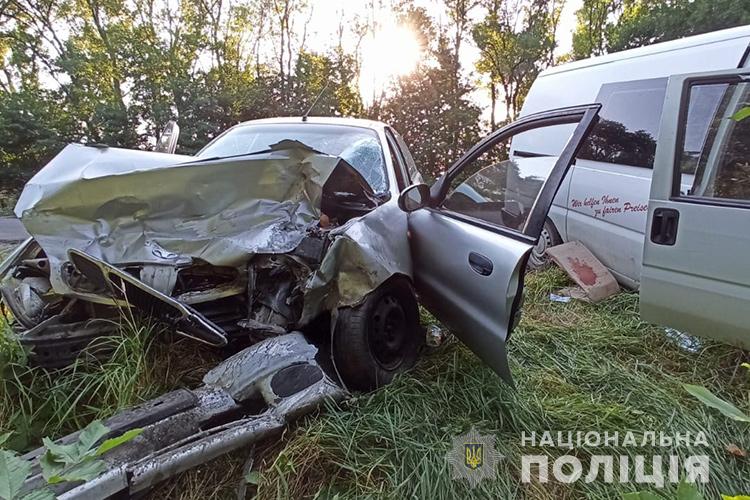 Аварія біля Заліщиків: обидва водії – в лікарні