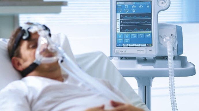 У лікарнях Тернополя побільшало “тяжких” хворих, що потребують кисневої підтримки