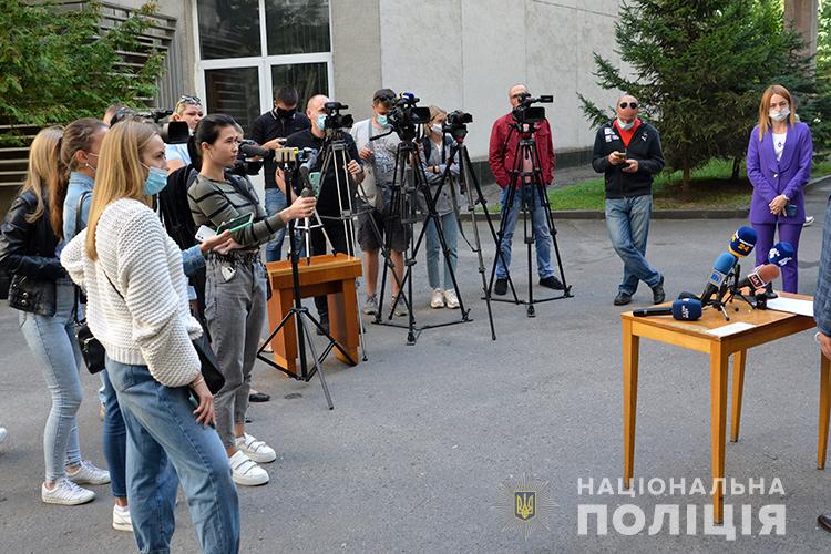 Поліція Тернопільщини на брифінгу повідомила, що далі штрафуватиме порушників карантинного режиму (ВІДЕО)