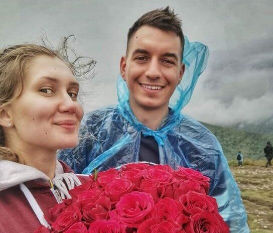 Тарас і Ангеліна – це Україна і Білорусь: подробиці символічного освідчення та кохання молодих людей з різних країн