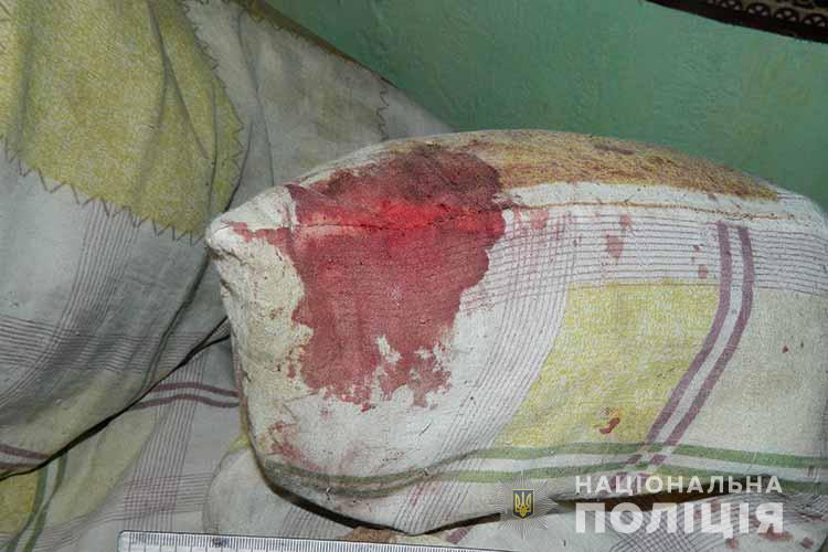 На Тернопільщині донька забила палицею свою маму (ФОТО)