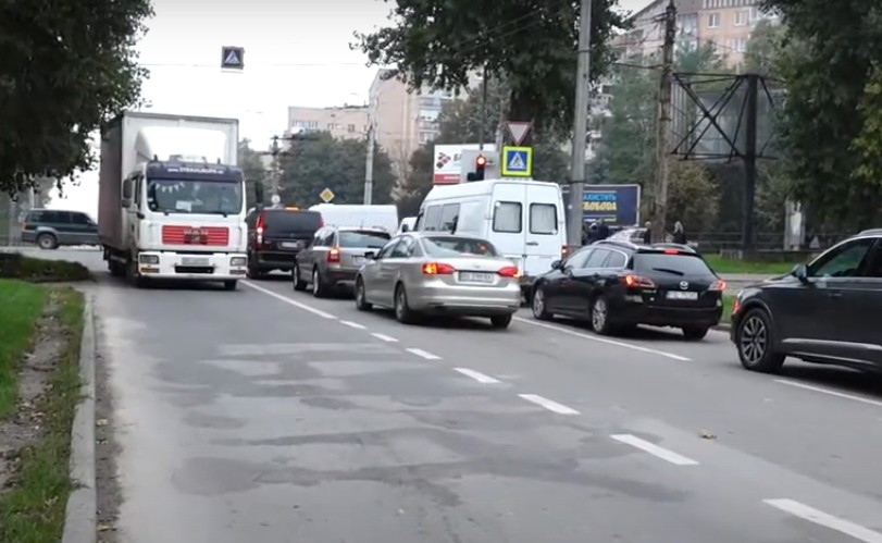 Увага! На декількох перехрестях у Тернополі змінили організацію руху (ВІДЕО)