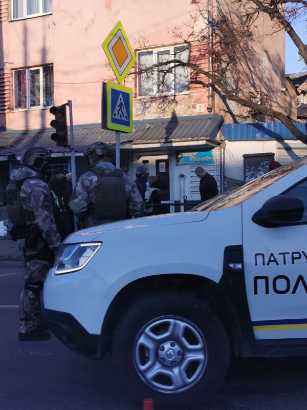 У Тернополі спецпідрозділ КОРД провів затримання особливо небезпечних злочинців (ФОТО)