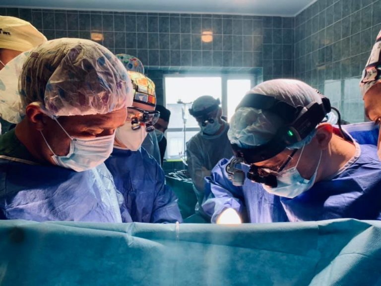 Унікальна операція: двом жителям Тернопільщини пересадили нирки від померлого донора (ФОТО, ВІДЕО)